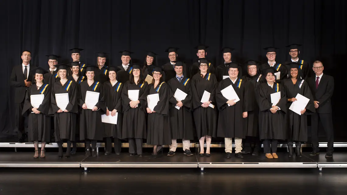 Foto Absolvent/innen EMBA-Studium 2018